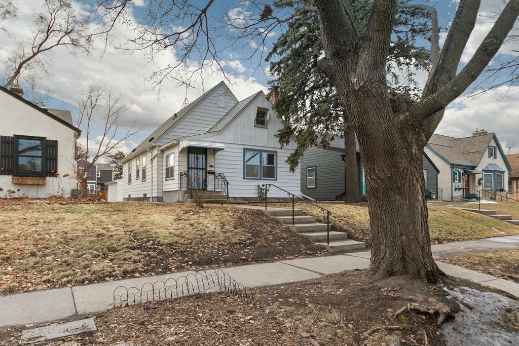 Photo of 1368 Hartford Avenue, Saint Paul, MN 55116 (MLS # 7031809)