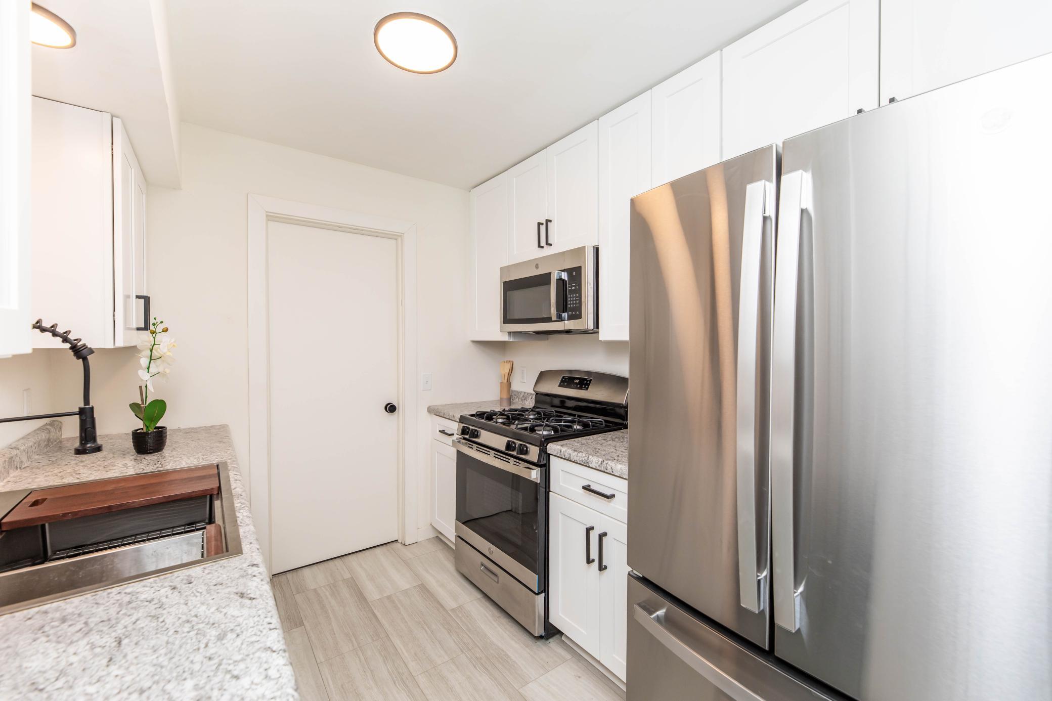 2113 Fairway Drive NE