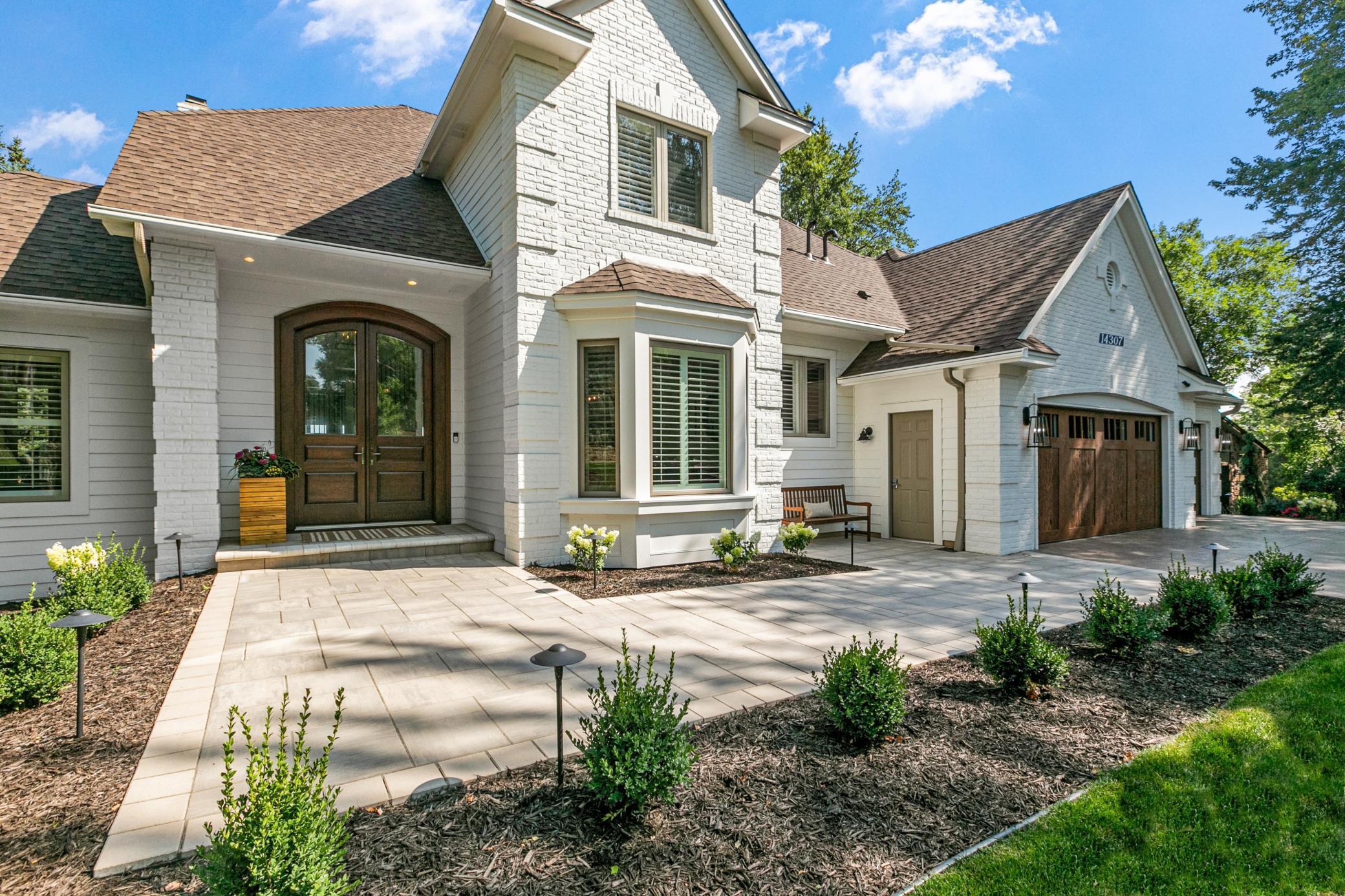 14307 Shady Beach Trail NE