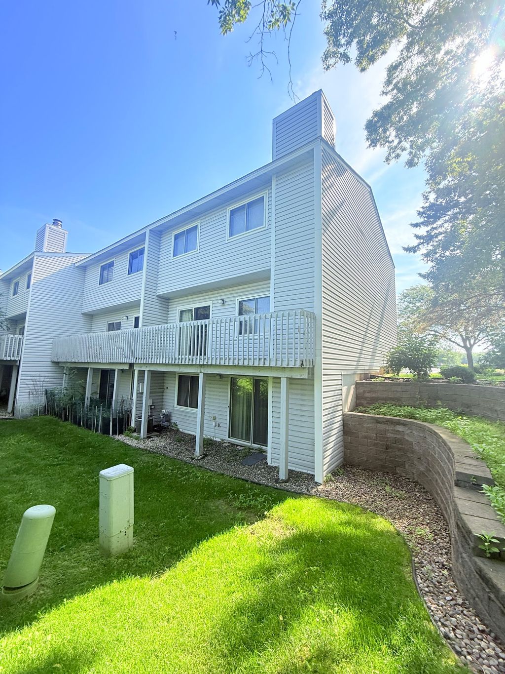 Photo of 2224 Tower Court, Woodbury, MN 55125 (MLS # 7101803)