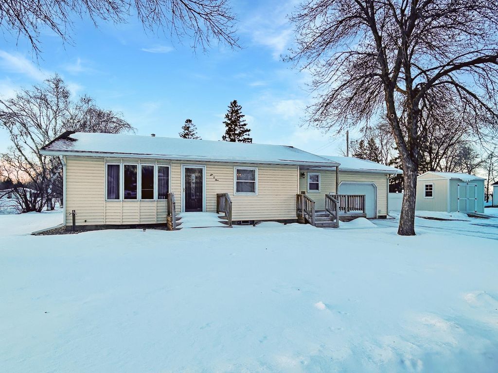 Photo of 605 3rd Street NW, Wadena, MN 56482 (MLS # 7007701)