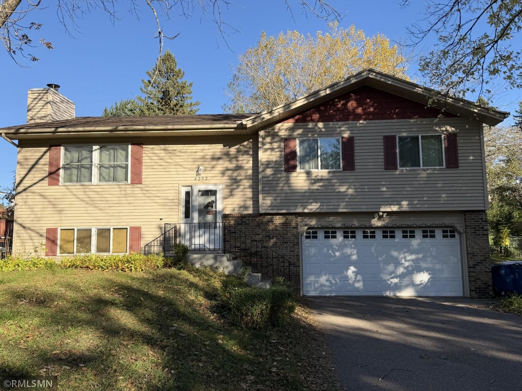 Photo of 4292 Heritage Drive, Vadnais Heights, MN 55127 (MLS # 7155330)