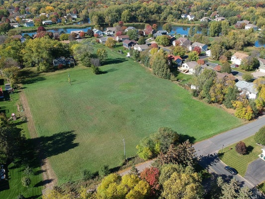 10252 JACKSON ST NE, BLAINE, MN 55434 - Image 2a47ed6771de8ca2ff593396f8f8f362/4089401681