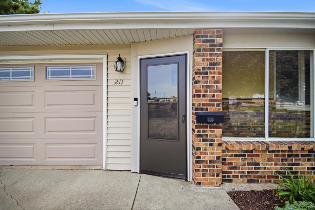 Photo of 211 4th Avenue NW, Blooming Prairie, MN 55917 (MLS # 7120985)