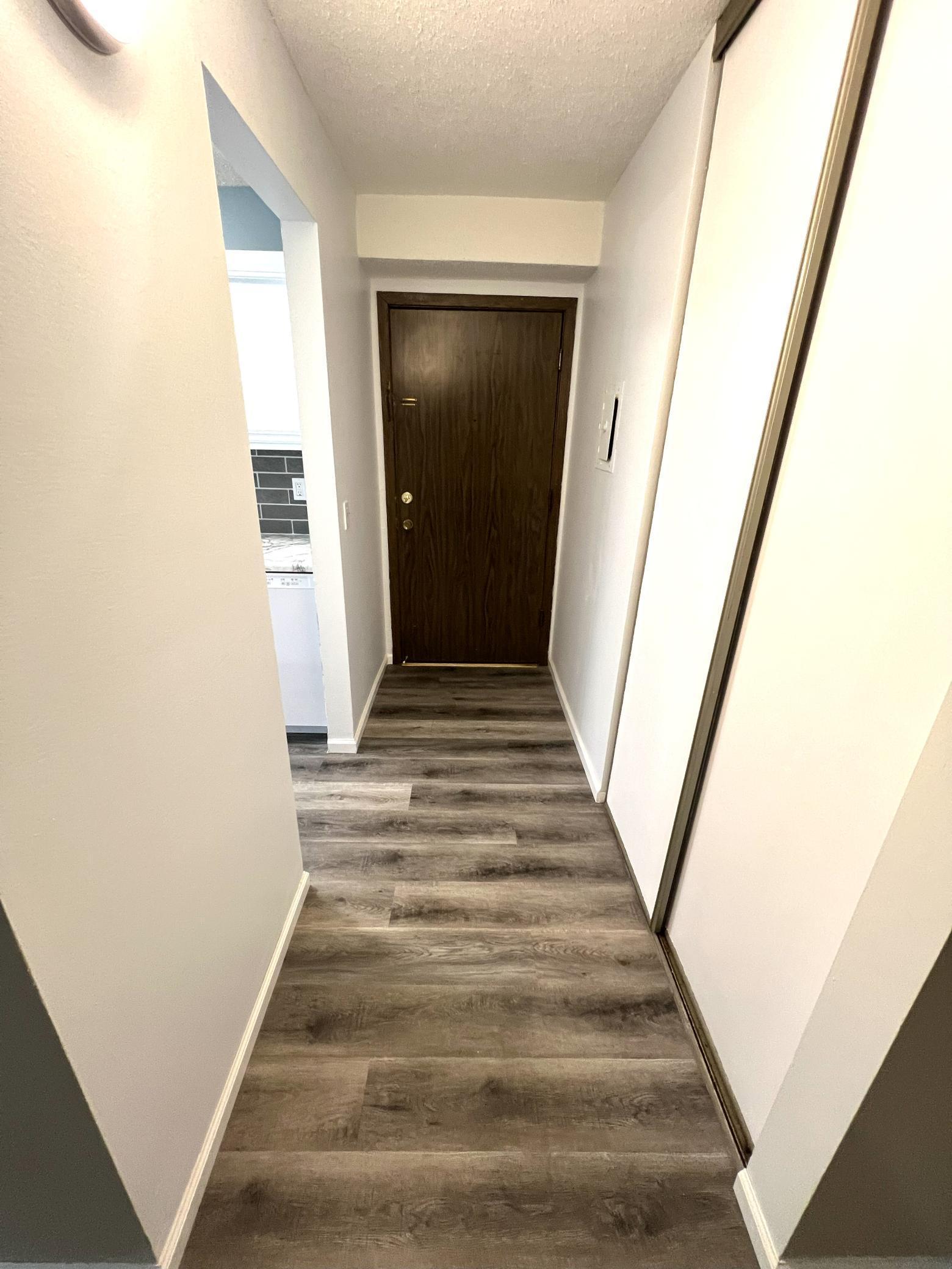 924 Westbrooke Way 3