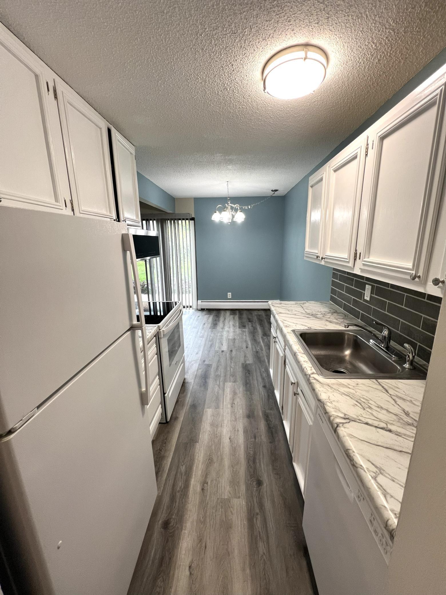 924 Westbrooke Way 3