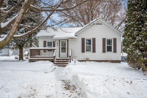 346 Maple Street Glenwood City WI 54013