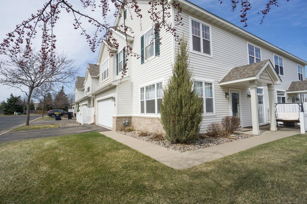 Photo of 1650 Liberty Circle #2008, Shakopee, MN 55379 (MLS # 7045050)