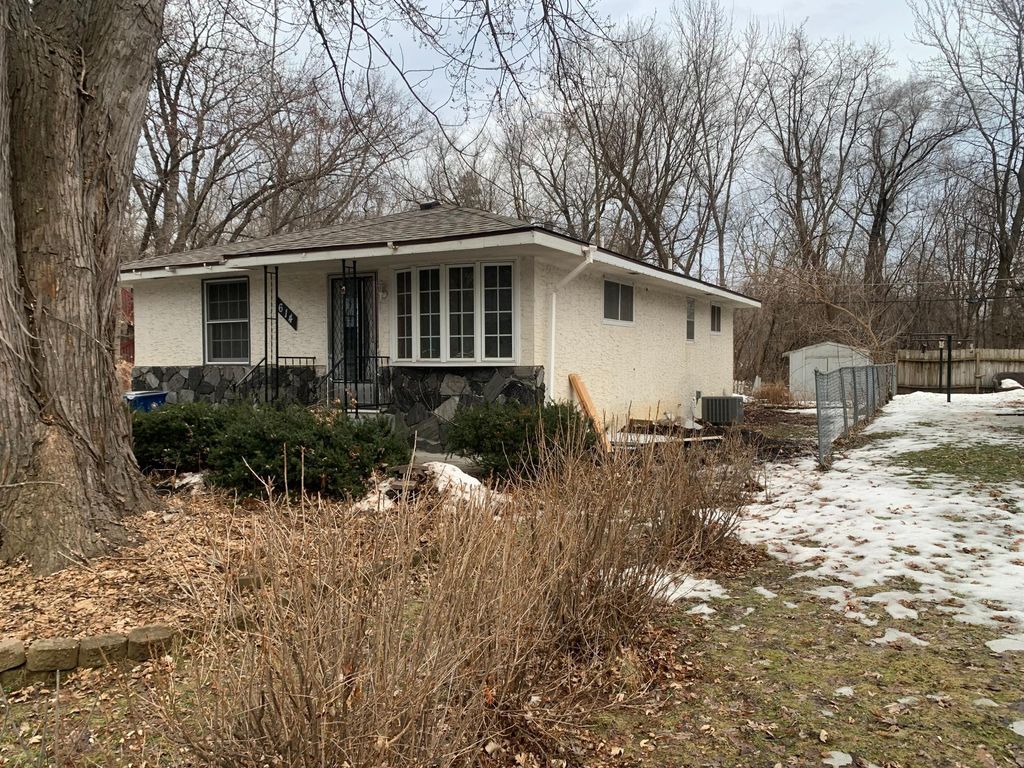 Photo of 614 Cheryl Street NE, Fridley, MN 55432 (MLS # 7023015)