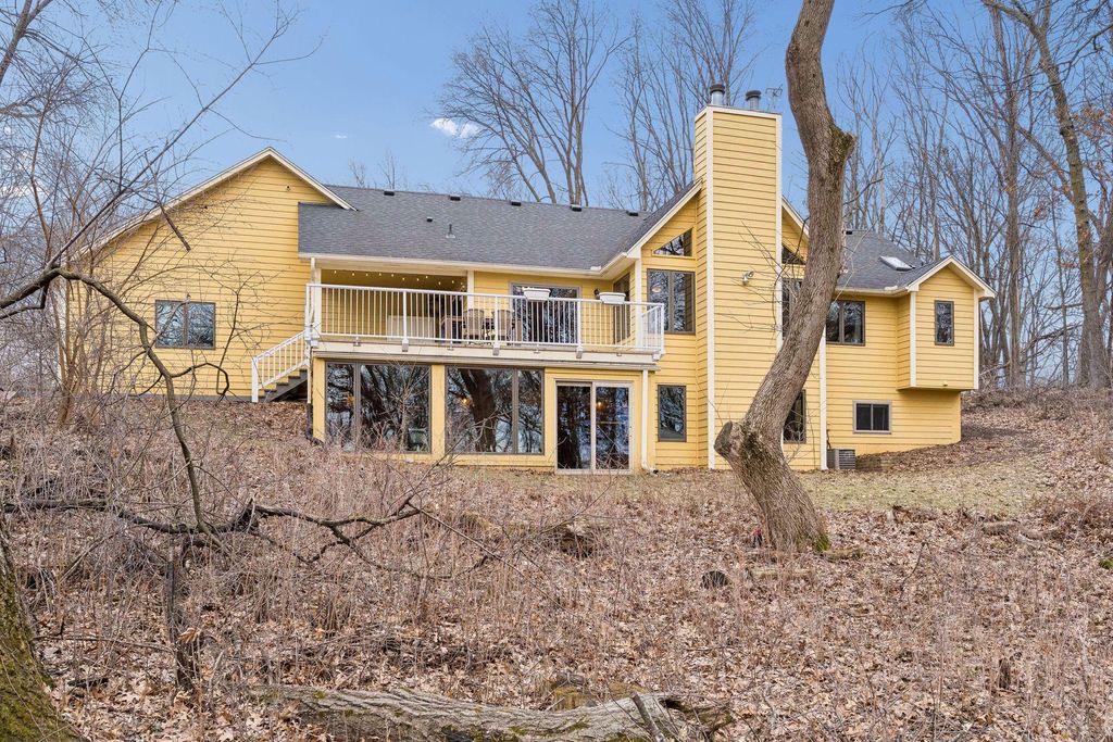 Photo of 2200 Alcana Lane, Burnsville, MN 55306 (MLS # 7041344)