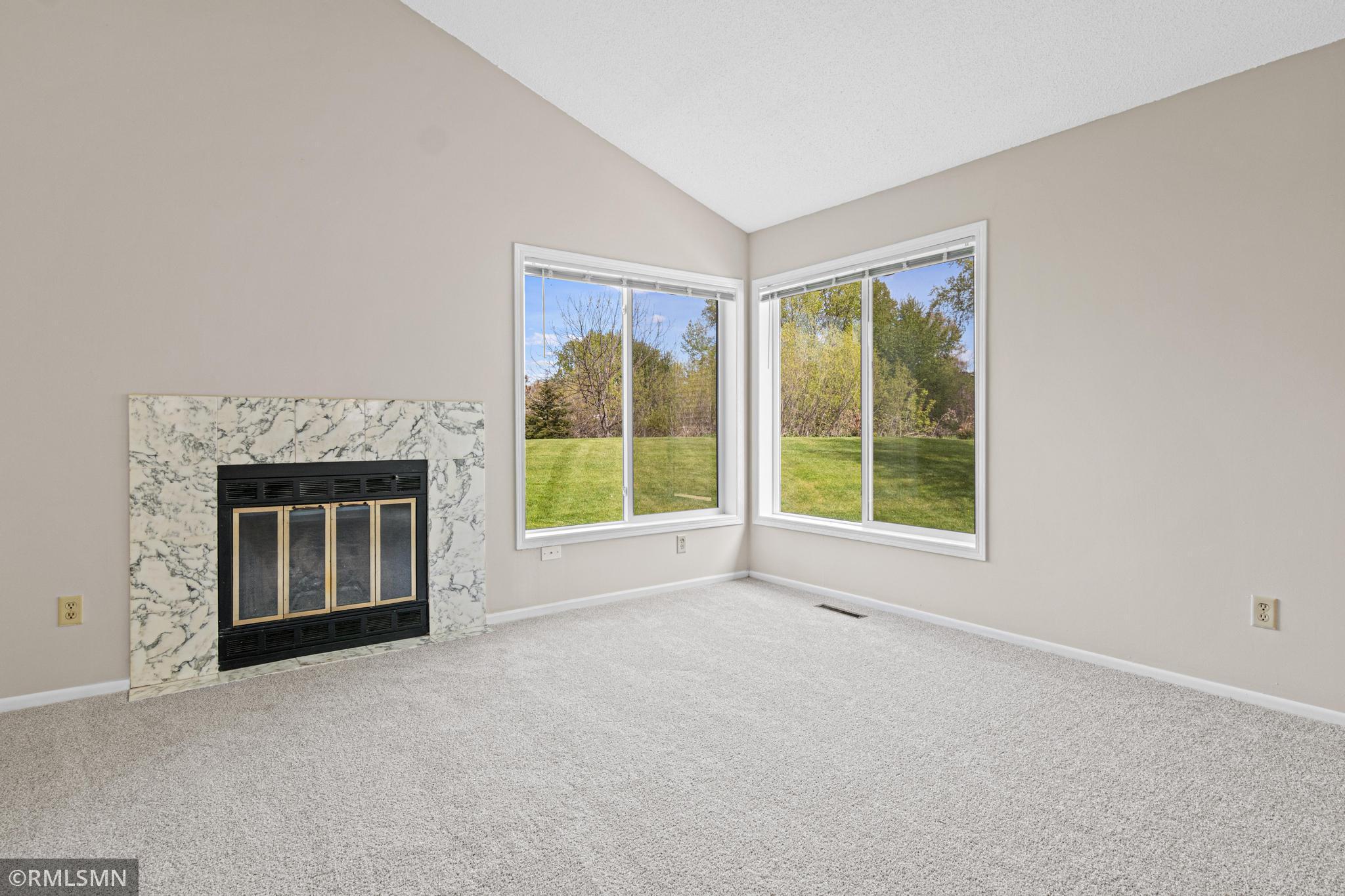 1421 Granada Trail N