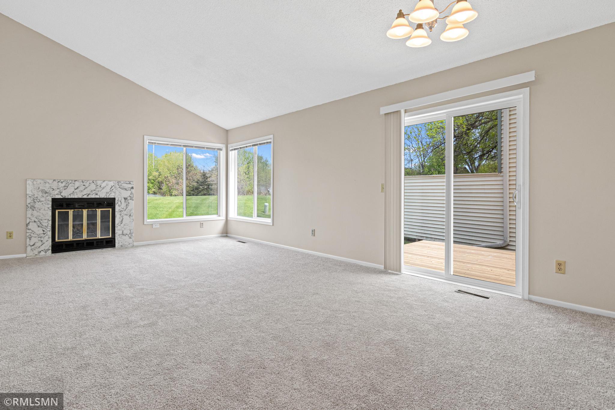 1421 Granada Trail N
