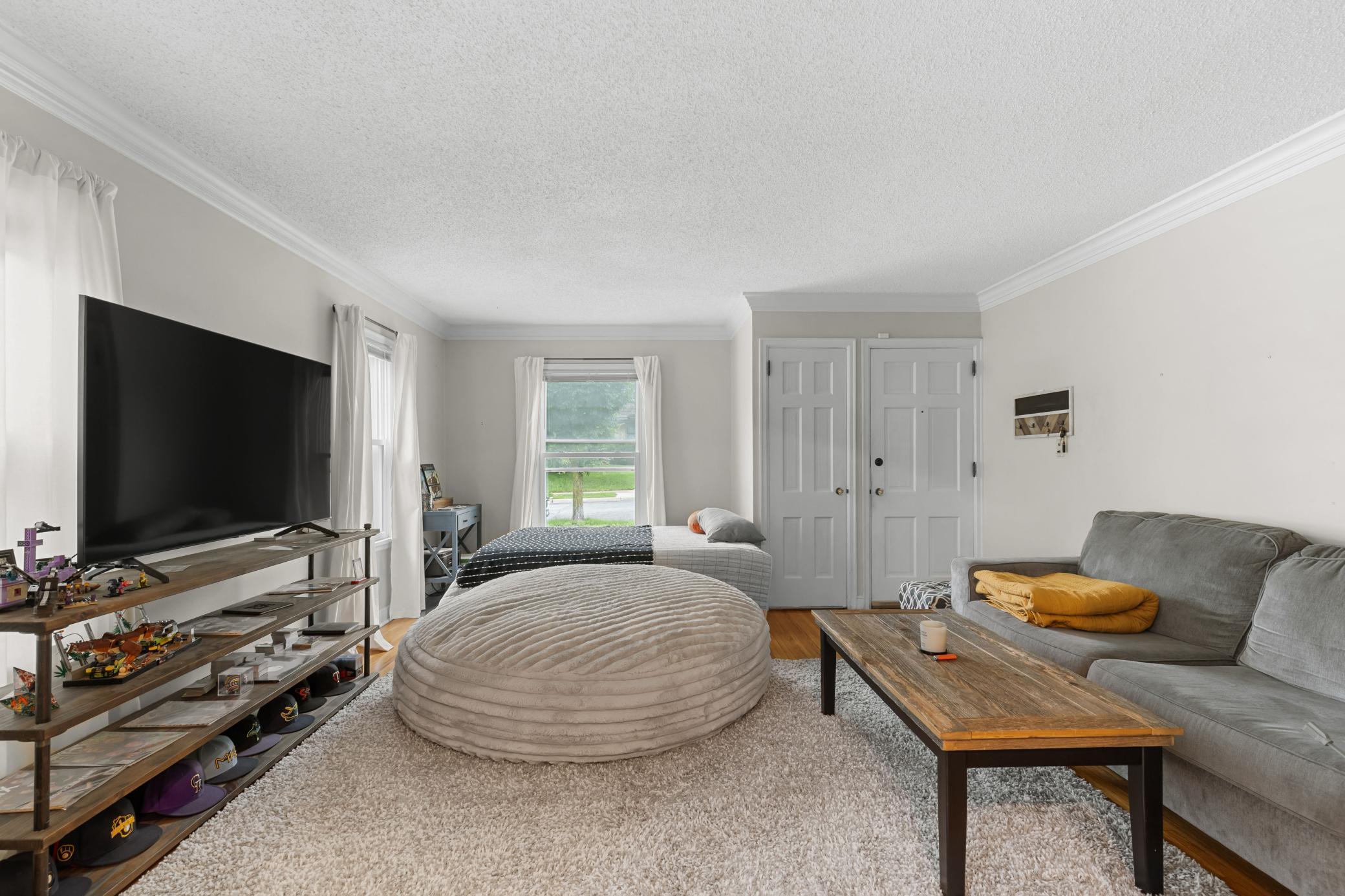 5001 Thomas Avenue S