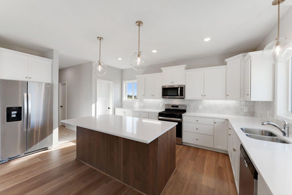 Photo of 15035 Ardmullivan Lane, Rosemount, MN 55068 (MLS # 7035261)