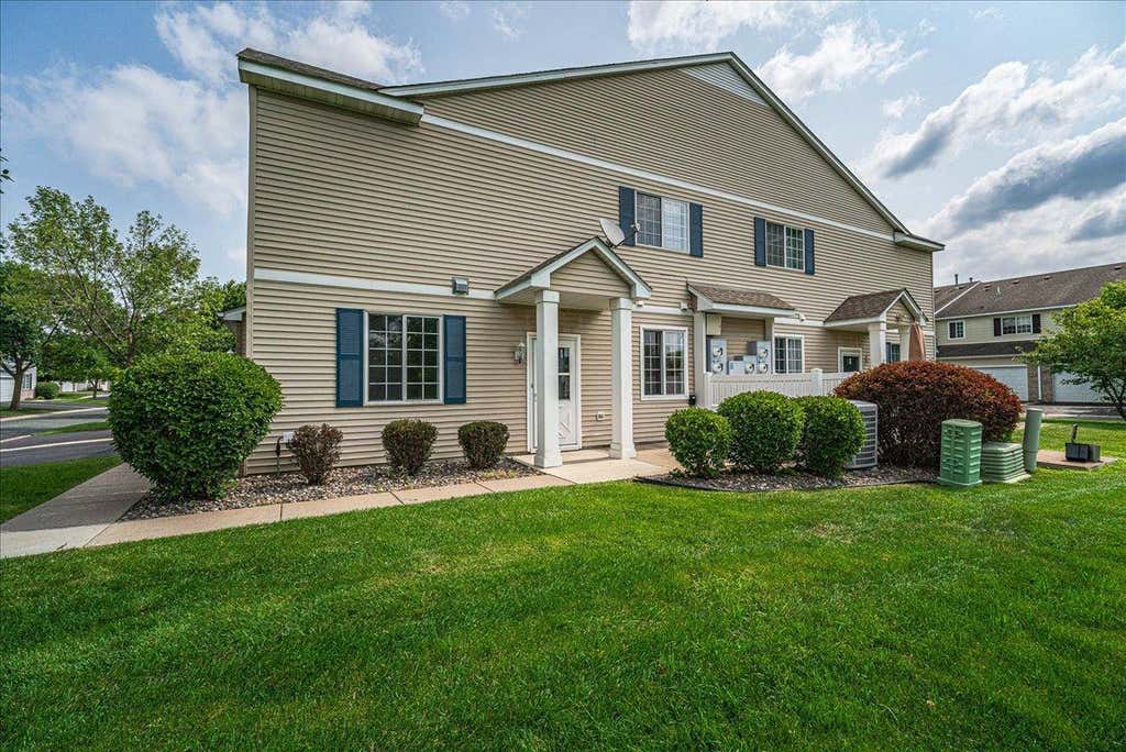 Photo of 18037 96th Avenue N, Maple Grove, MN 55311 (MLS # 7112406)