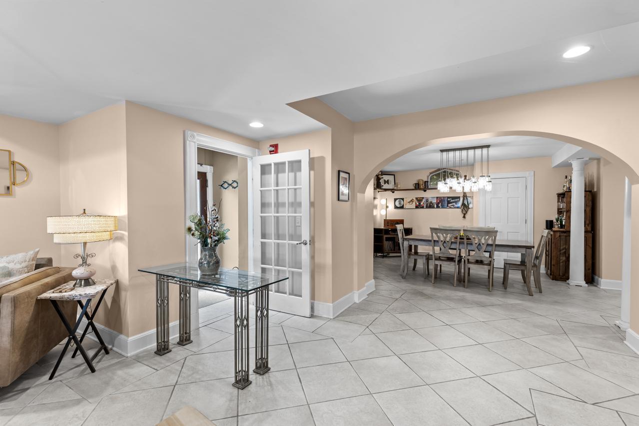 307 Ridgewood Avenue 4