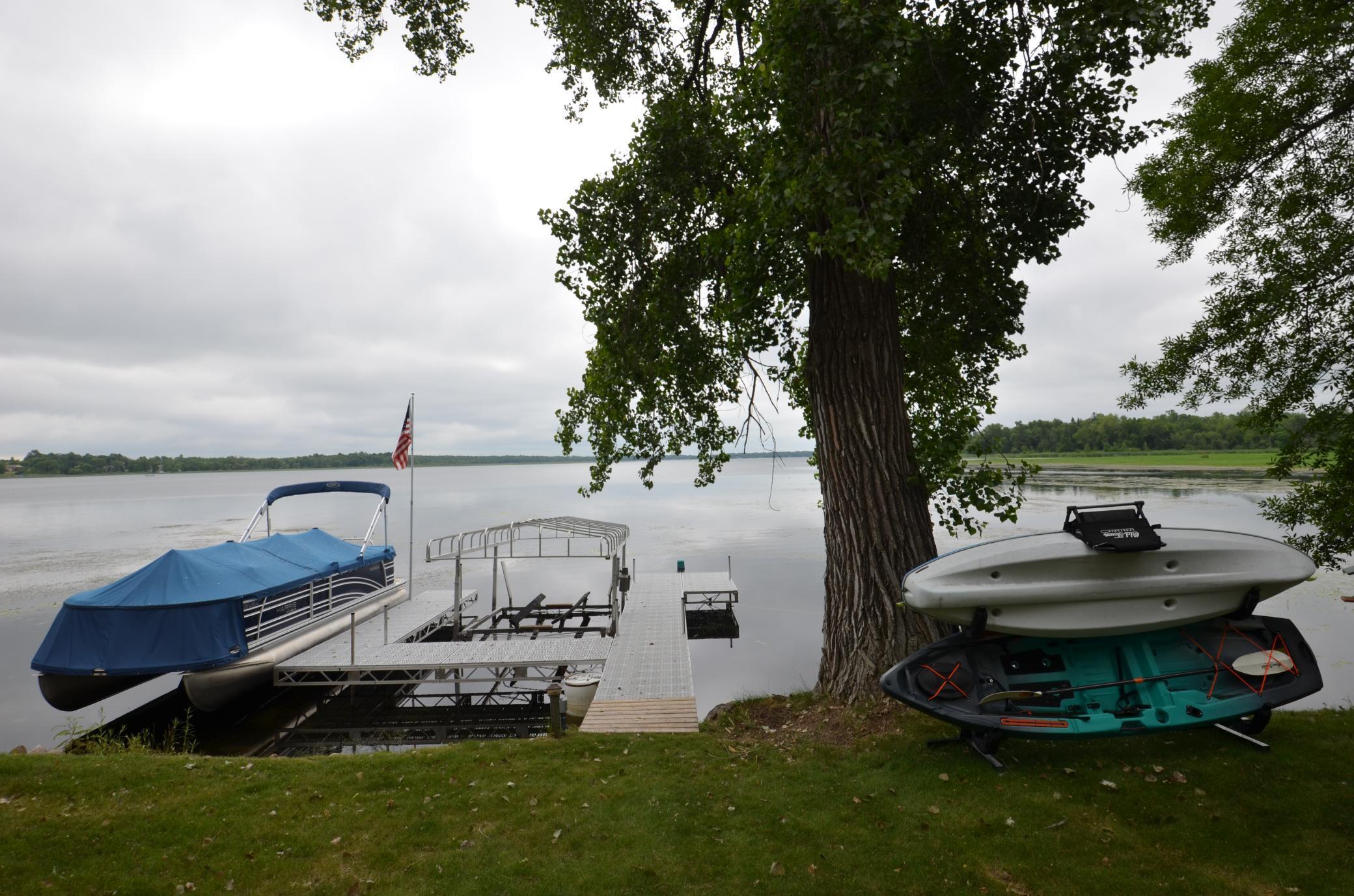 38538 Walker Lake Drive