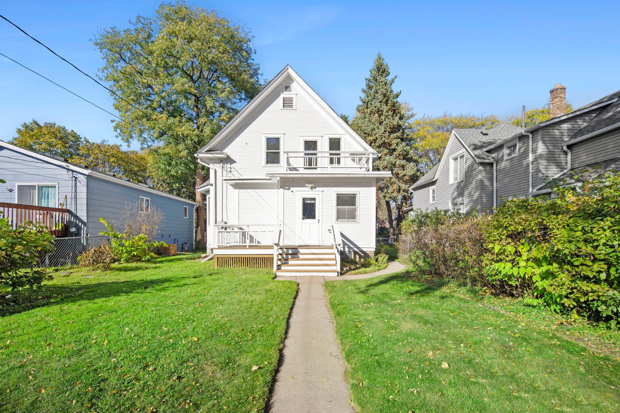 1010 Jenks Avenue