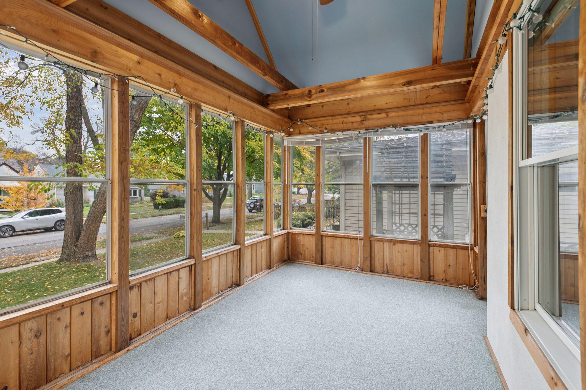 2910 Edgewood Avenue S