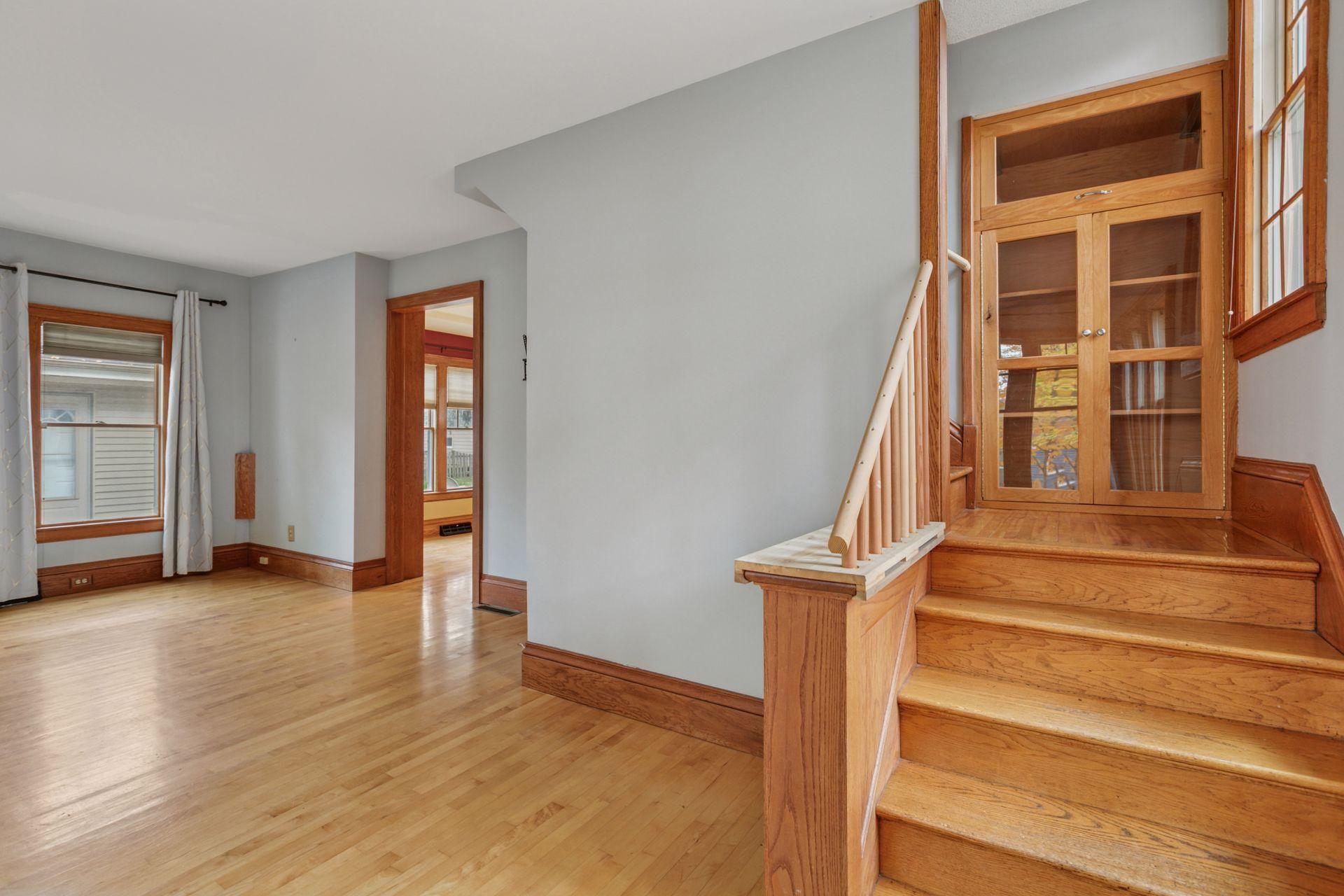 2910 Edgewood Avenue S