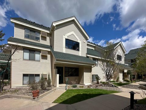 7631 Edinborough Way 5319 Edina MN 55435