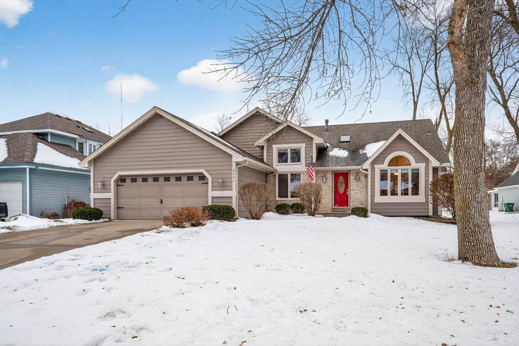 Photo of 6397 Fawn Lane, Circle Pines, MN 55014 (MLS # 6826808)