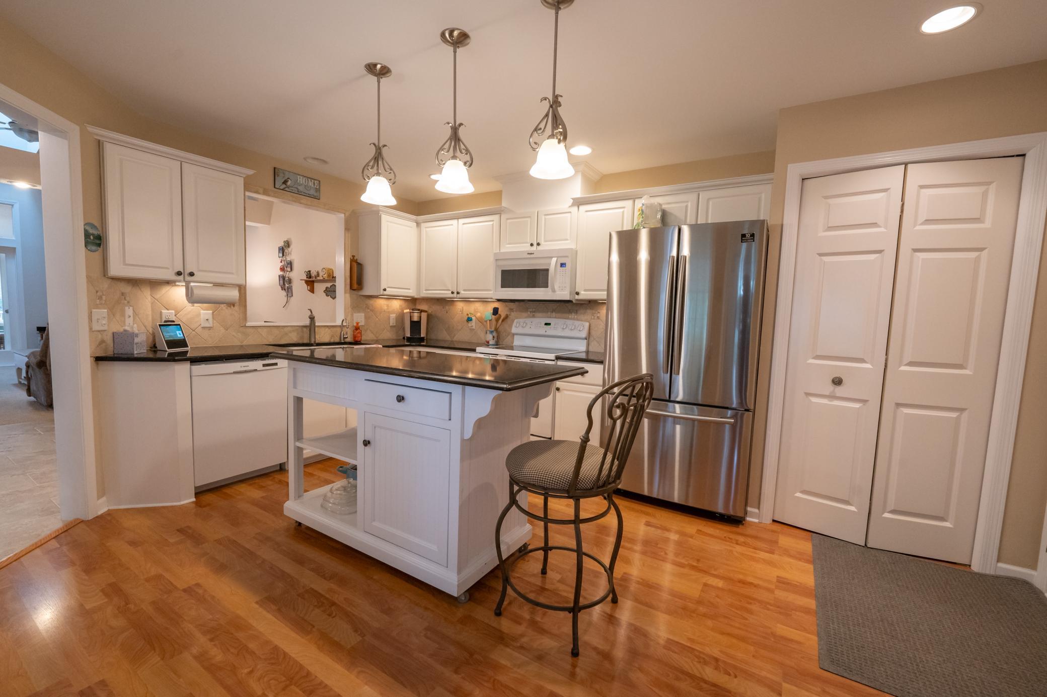 18523 Orchard Trail