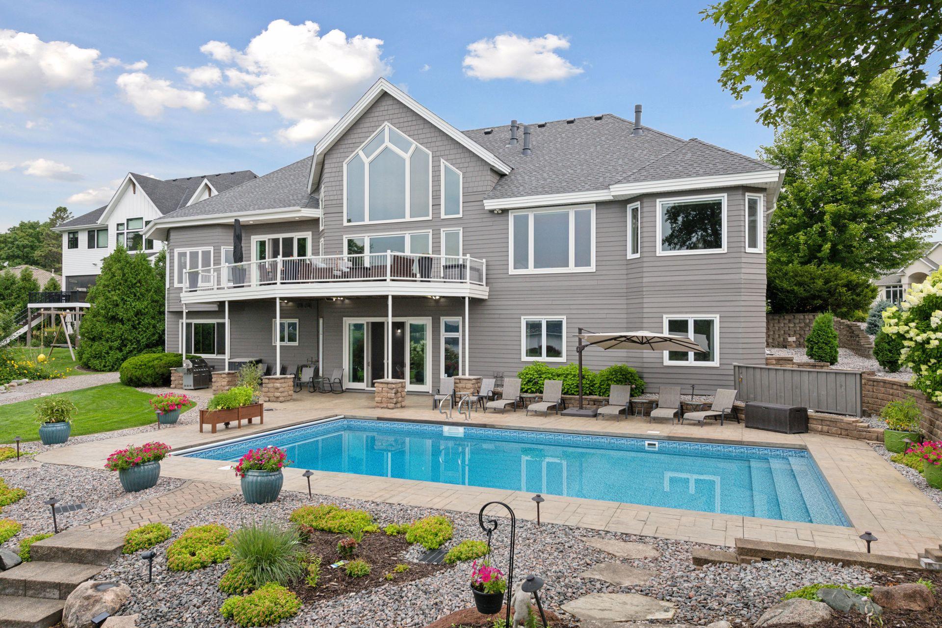 1065 Bayside Lane
