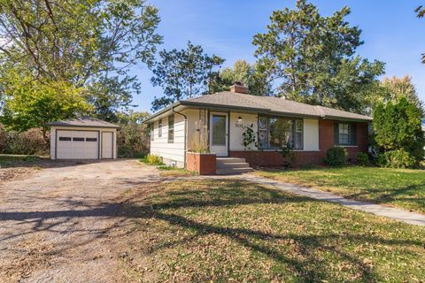 Photo of 5533 Morgan Avenue N, Brooklyn Center, MN 55430 (MLS # 6799315)