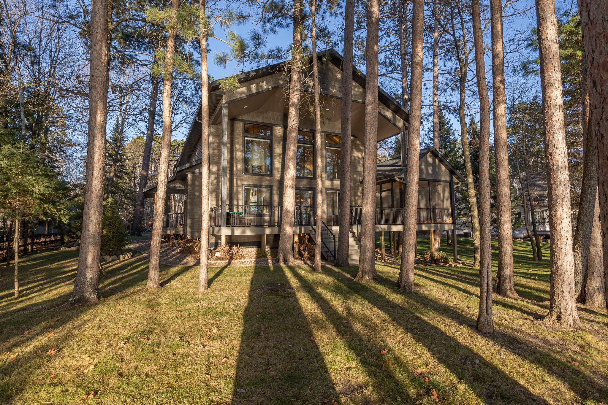 197 Broadwater Lane NE