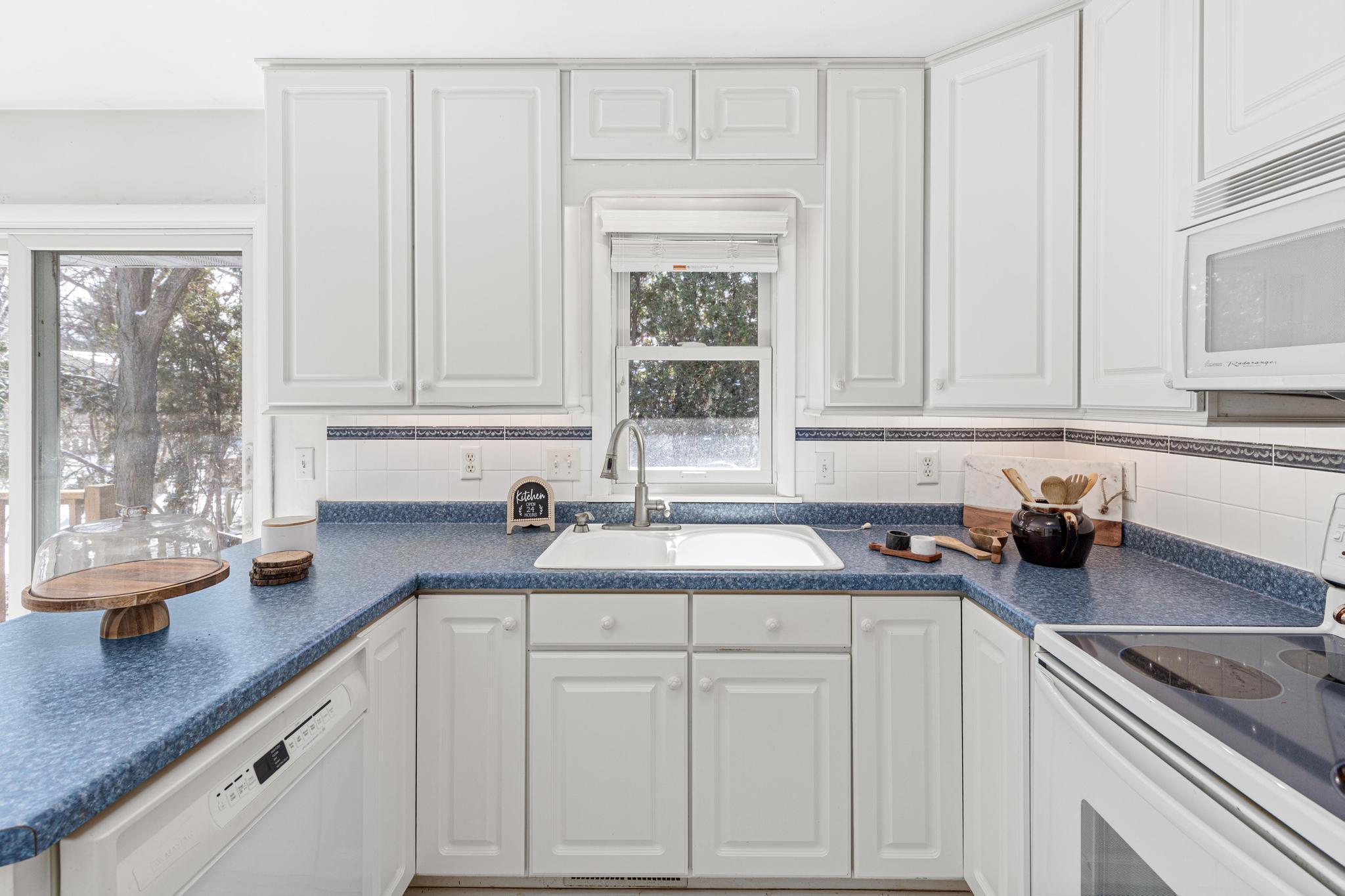 1056 Brooks Avenue W