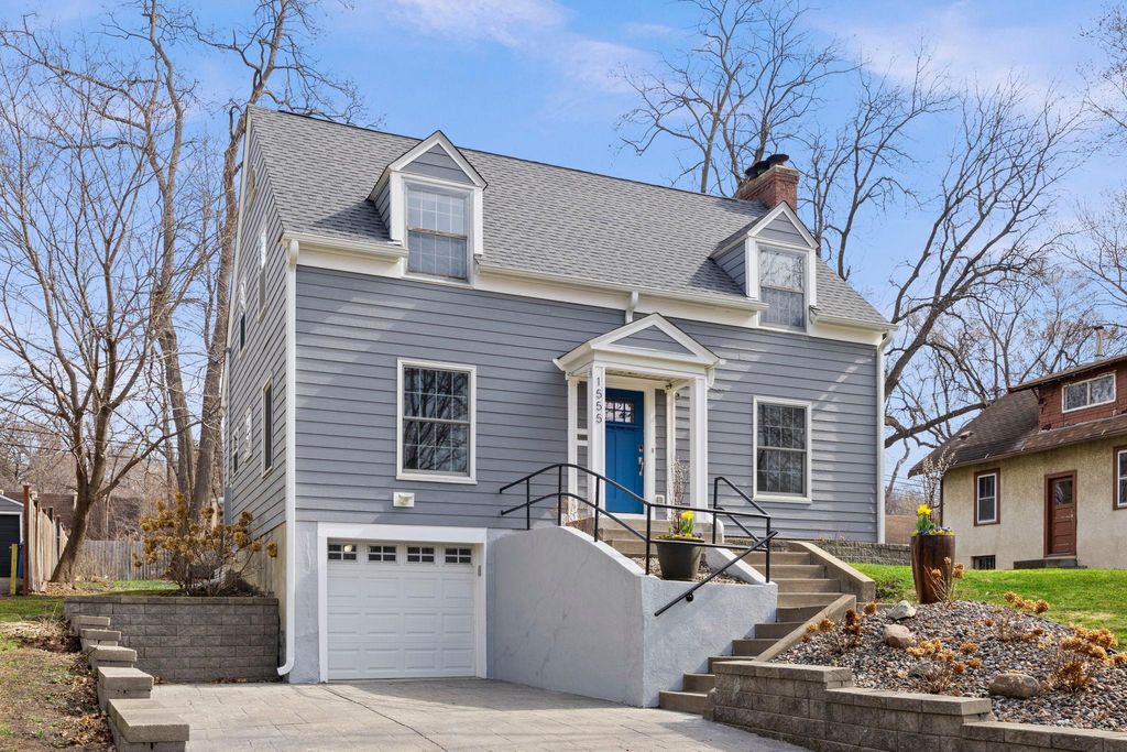 Photo of 1555 E River Terrace, Minneapolis, MN 55414 (MLS # 7047754)