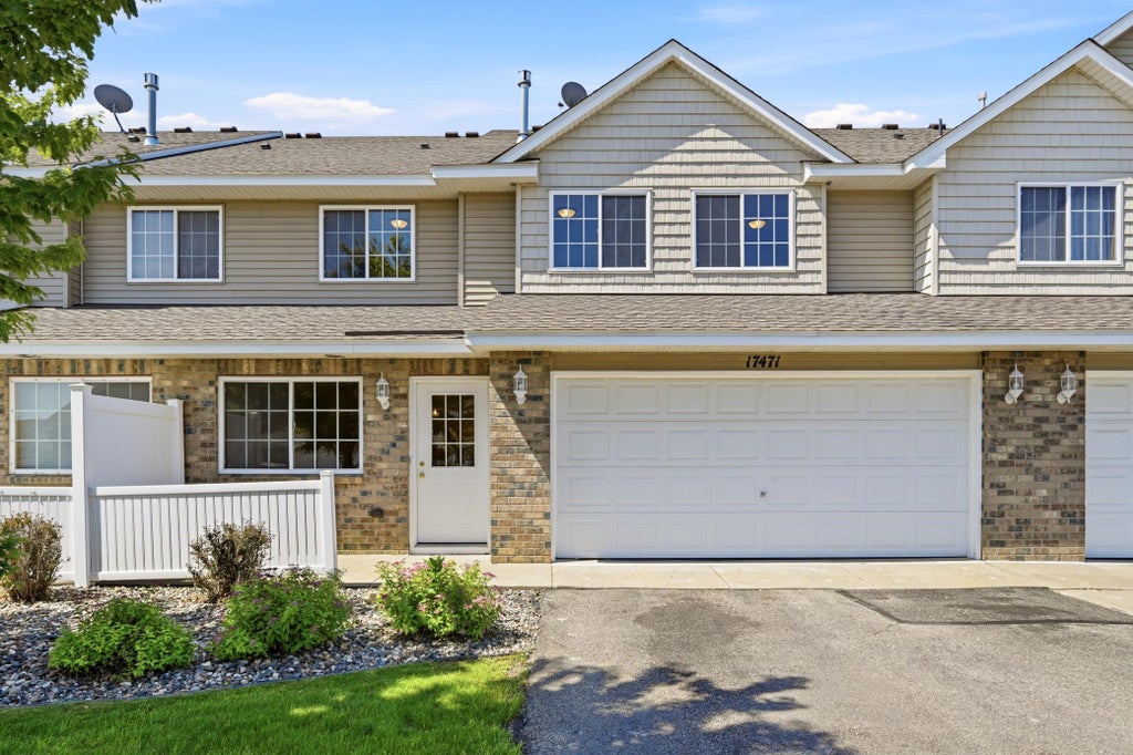 Photo of 17471 Gettysburg Way, Lakeville, MN 55044 (MLS # 7163733)
