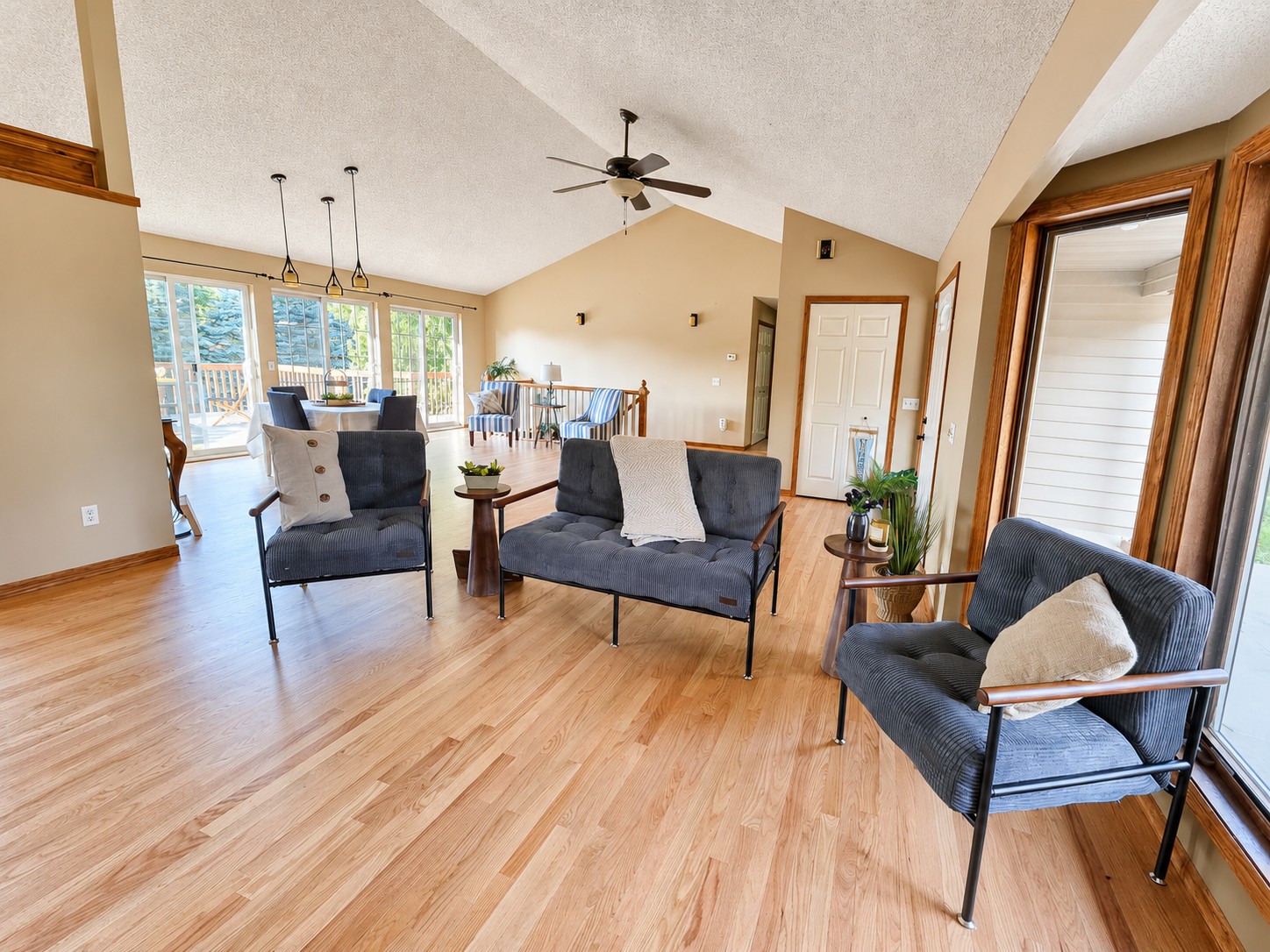 3065 225th Street W