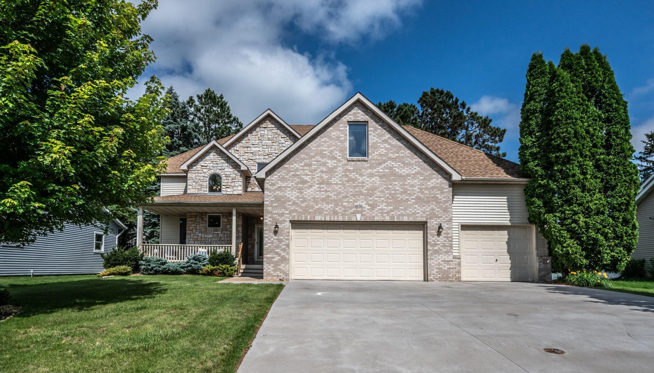 4928 Pine Lane