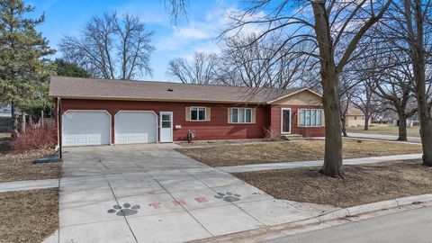 Photo of 500 Rowland Street, Tracy, MN 56175 (MLS # 7042078)