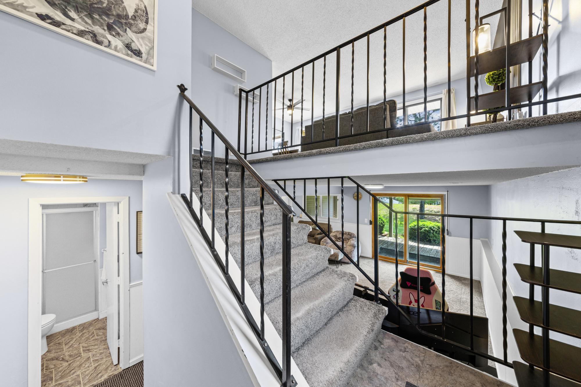 4126 Sylvia Lane S