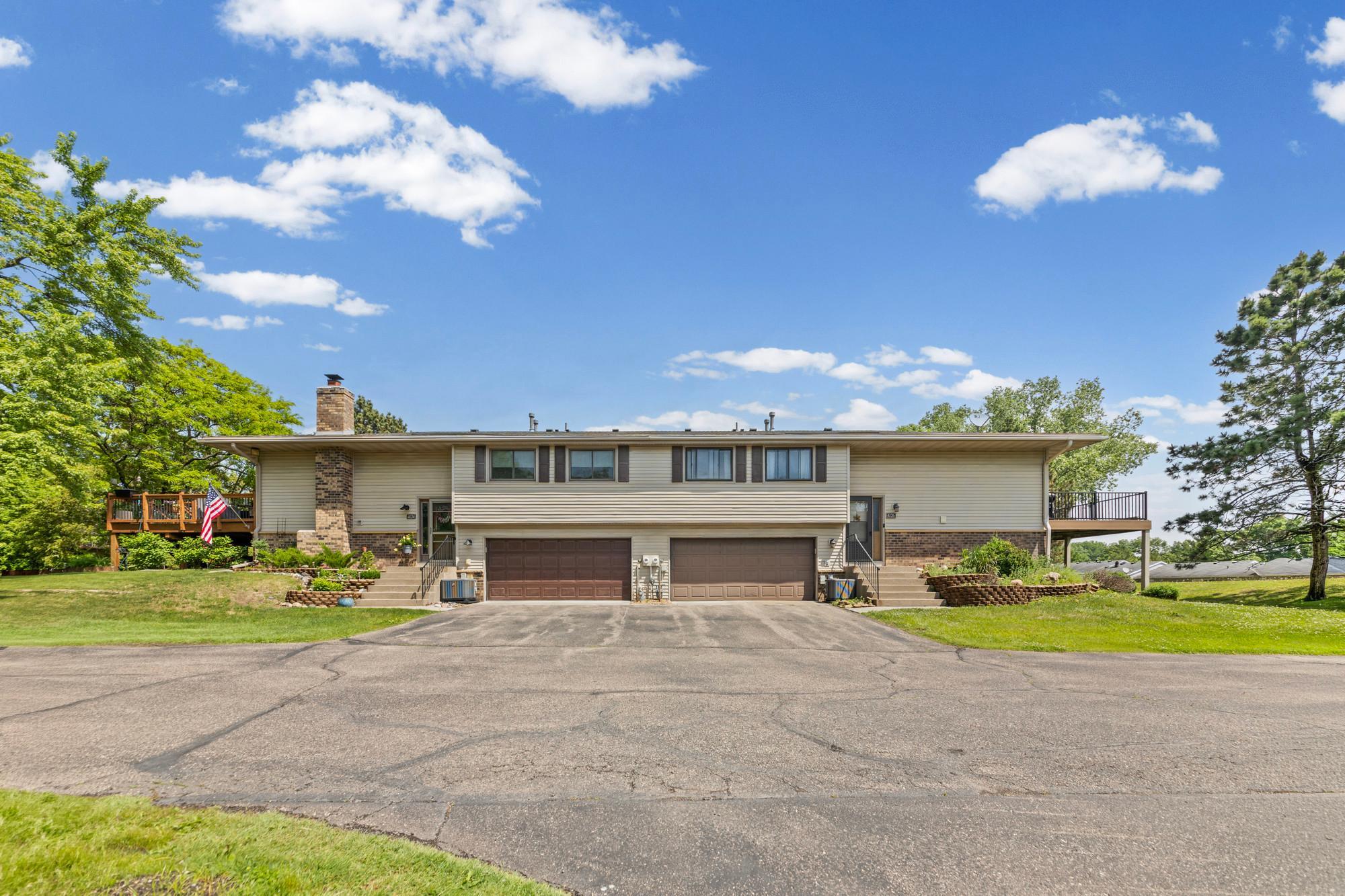 4126 Sylvia Lane S