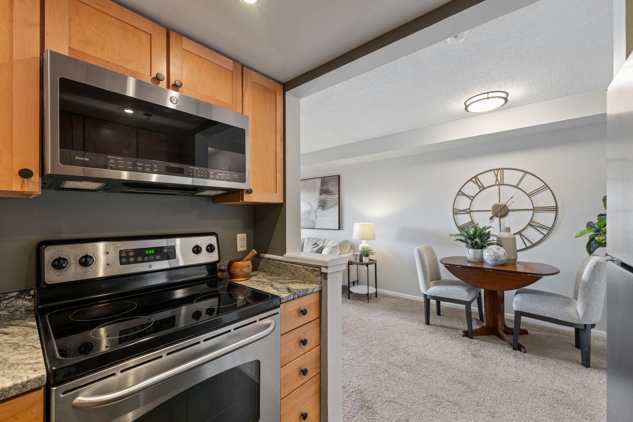 20 2nd Street NE P805