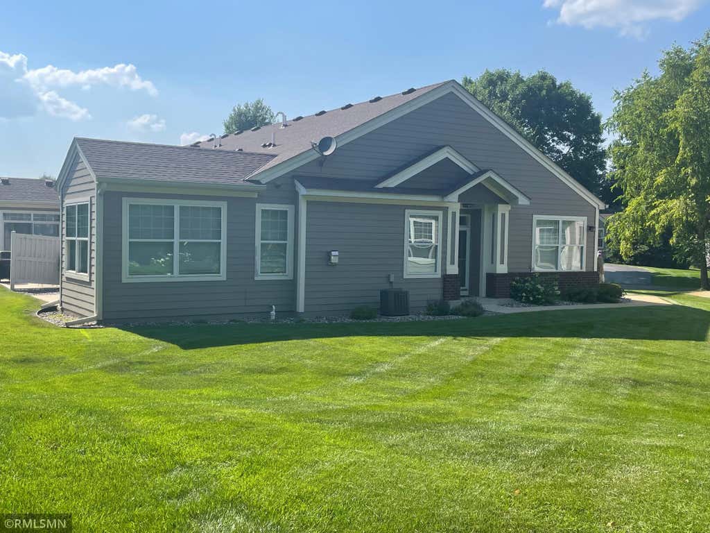 Photo of 1001 Victoria Greens Blvd BLVD, Victoria, MN 55386 (MLS # 7110738)