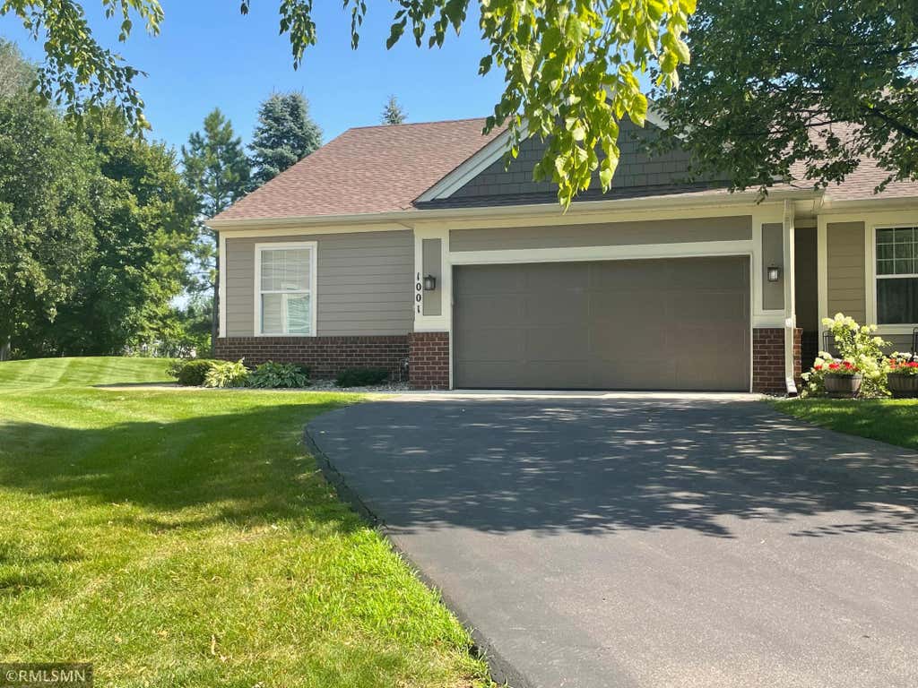 Photo of 1001 Victoria Greens Blvd BLVD, Victoria, MN 55386 (MLS # 7110738)