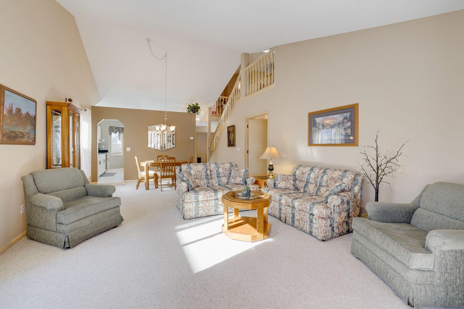 5670 Heather Ridge Drive