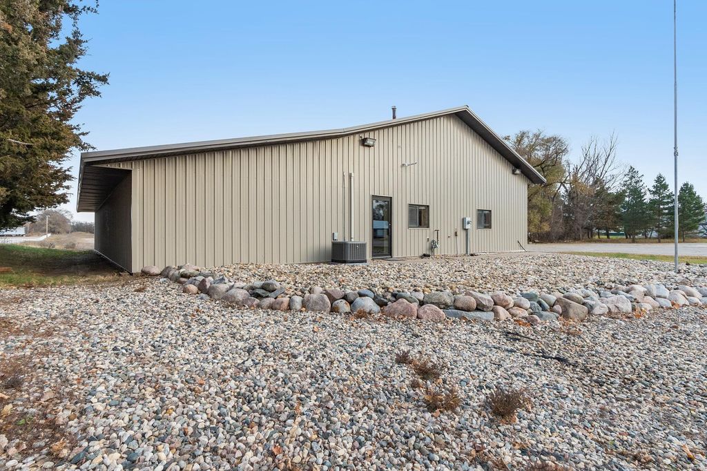 Photo of 1301 N Nokomis NE, Alexandria, MN 56308 (MLS # 7075994)