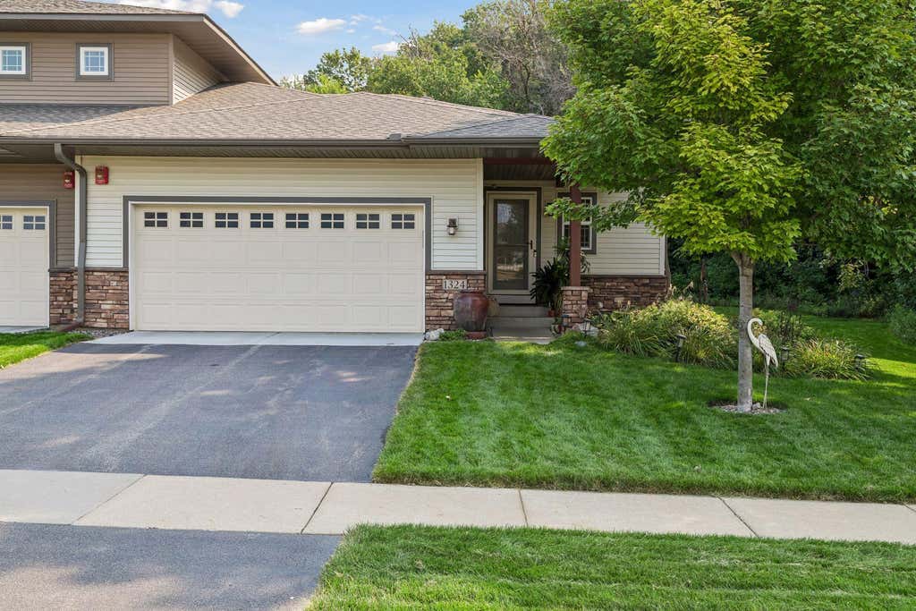 Photo of 1324 Lylewood Parkway, Carver, MN 55315 (MLS # 7126138)