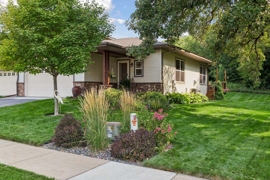 Photo of 1324 Lylewood Parkway, Carver, MN 55315 (MLS # 7126138)