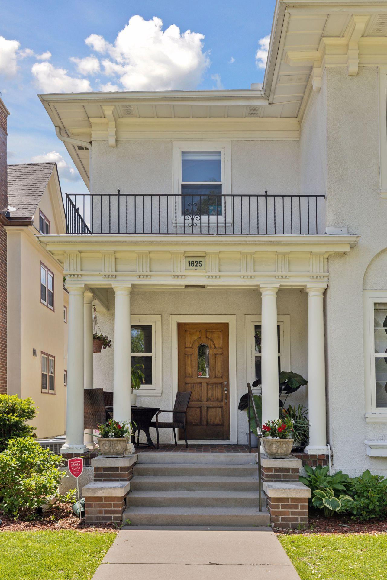 1625 W 25th Street