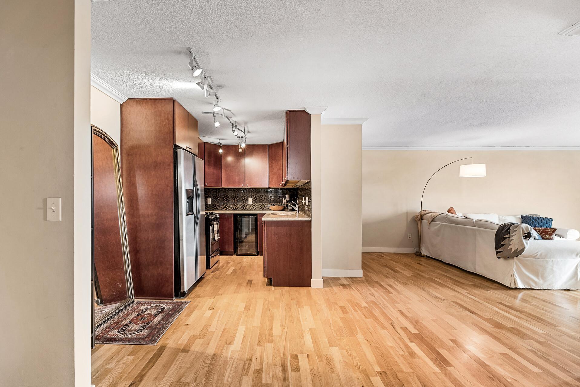 2800 W 44th Street 608