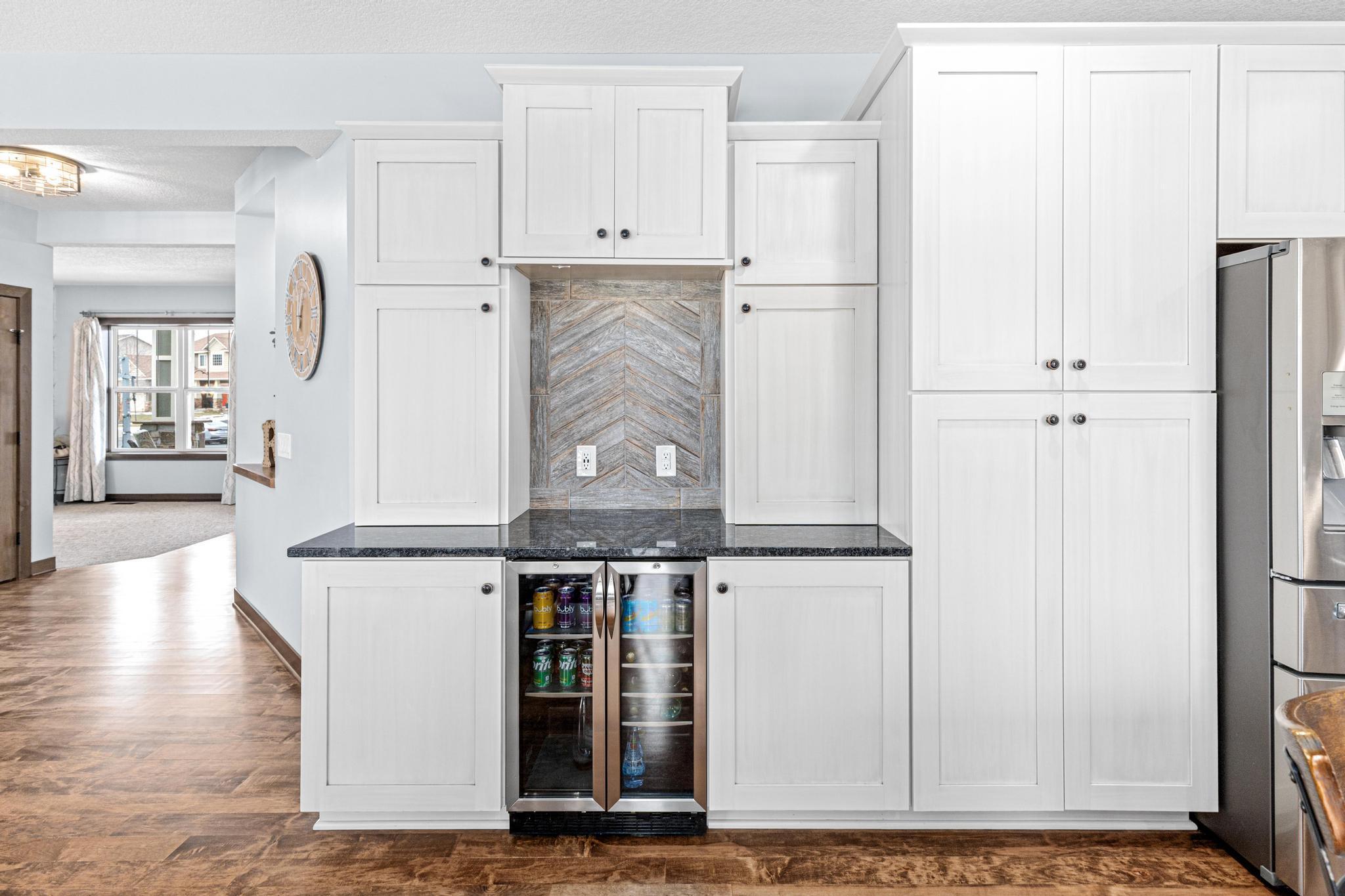 1821 Foothill Trail