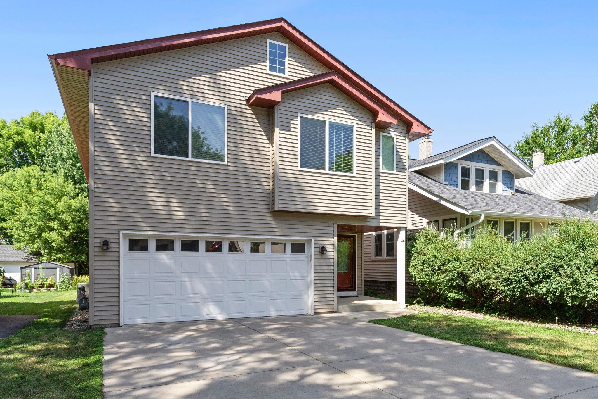 49 Wyoming Street W