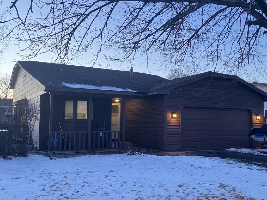 Photo of 9733 Thomas Avenue N, Brooklyn Park, MN 55444 (MLS # 7030234)